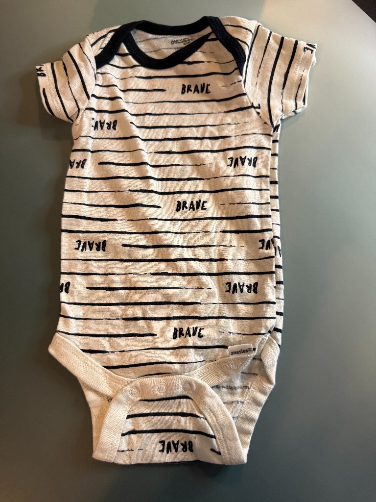 Onesies Brand 69 Months Bodysuit 004
